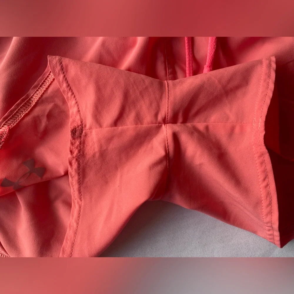 UNDER ARMOUR Coral Running‎ Shorts Size XS